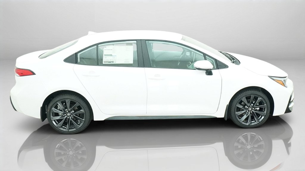 New 2027 Ice Cap Toyota SE image 7