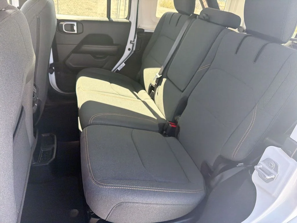 Used 2025 White Jeep Sahara 4xe image 23