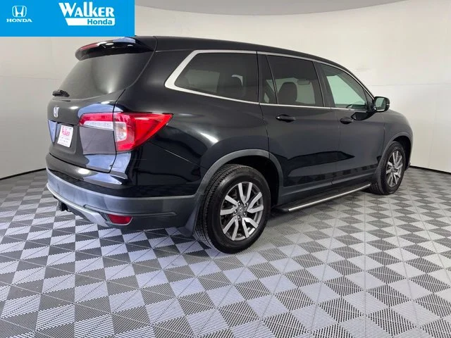 Used 2021 Black Honda EX-L image 6
