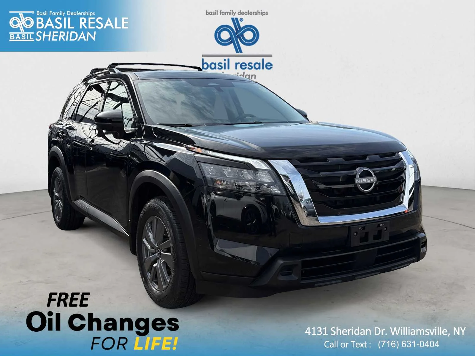 2025 Nissan Pathfinder SV