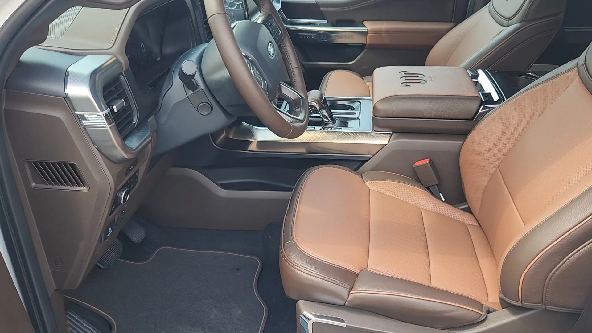 New 2026 Star White Metallic Tri-Coat Ford King Ranch image 32
