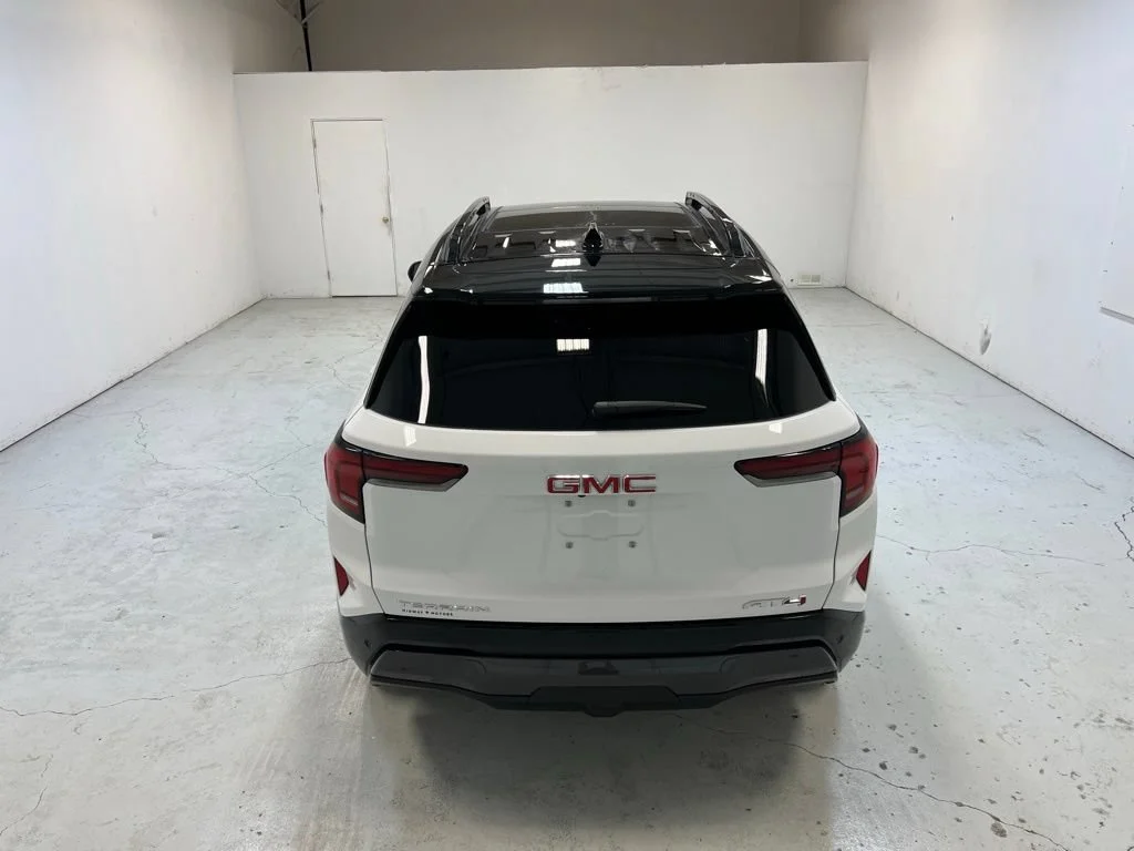 New 2026 Summit White GMC AT4 image 3