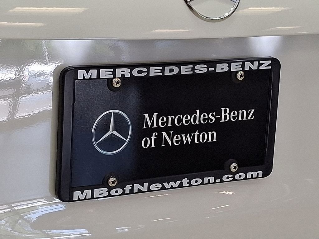 New 2026 Polar White Mercedes-Benz GLA 35 AMG® image 64