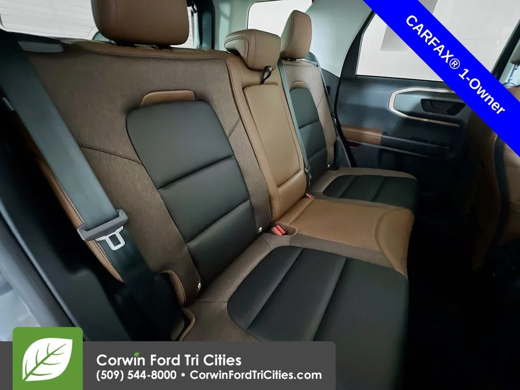 Used 2025 Gray Metallic Ford Outer Banks image 17