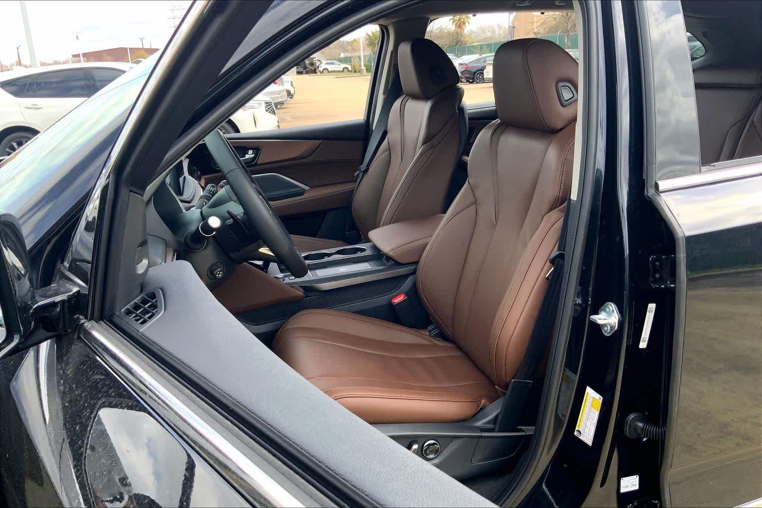 New 2026 Majestic Black Pearl Acura w/Technology Package image 9