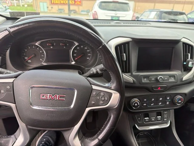 Used 2021 Blue GMC SLE image 4