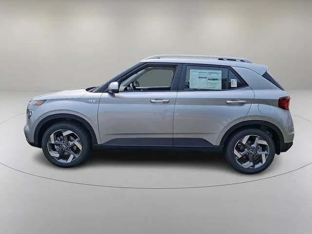 New 2026 Silver Hyundai SEL image 4