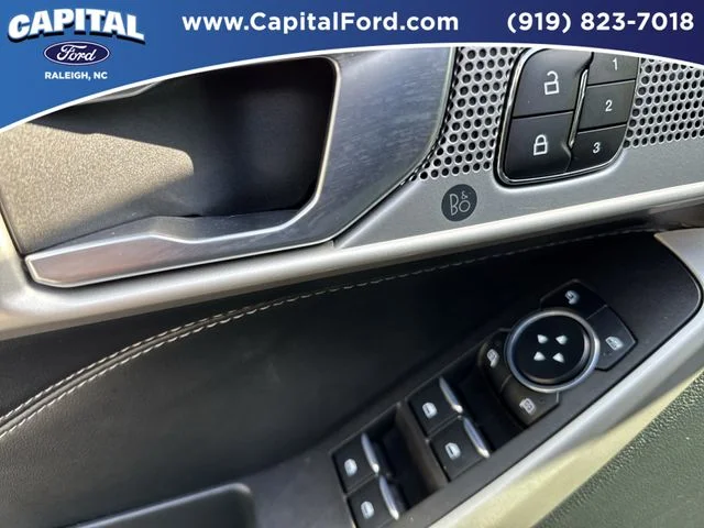Used 2023 Black Ford Limited image 21