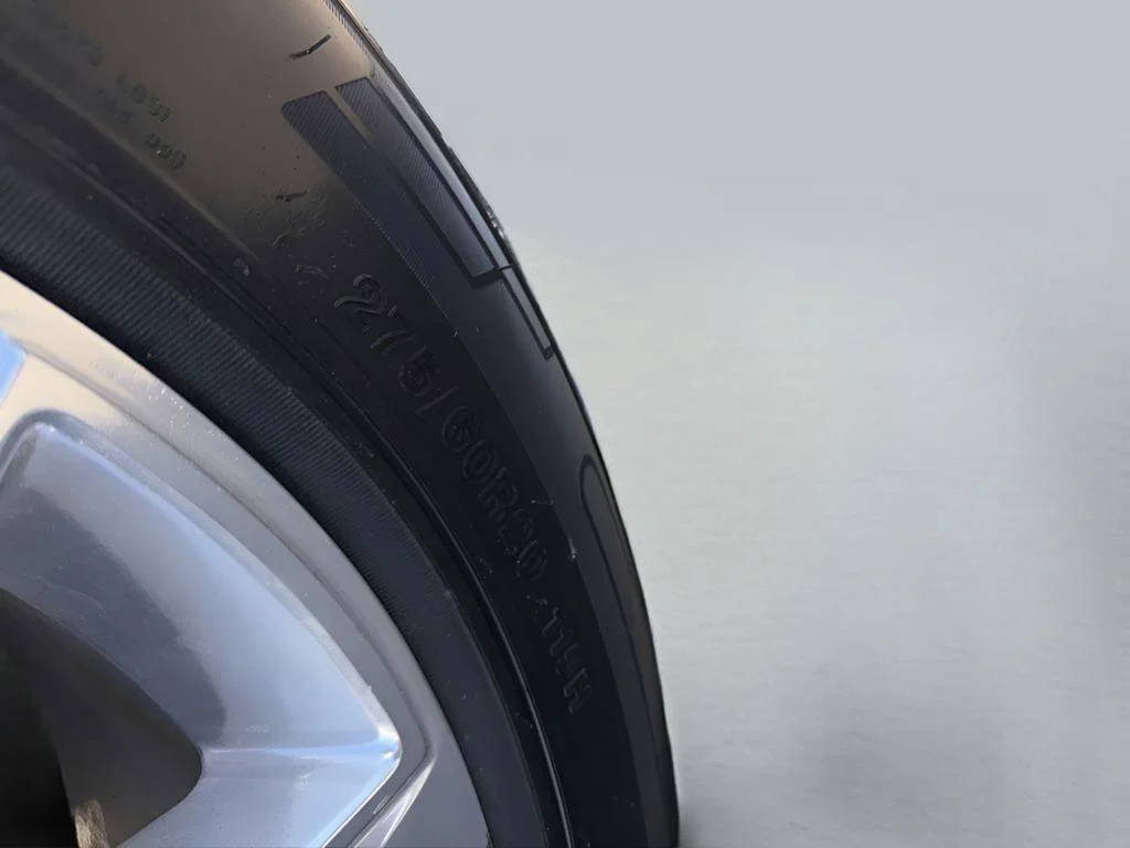 Used 2024 Black Chevrolet Premier image 38