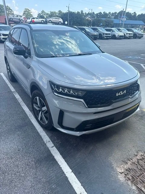 Used 2023 Gray Kia EX image 1