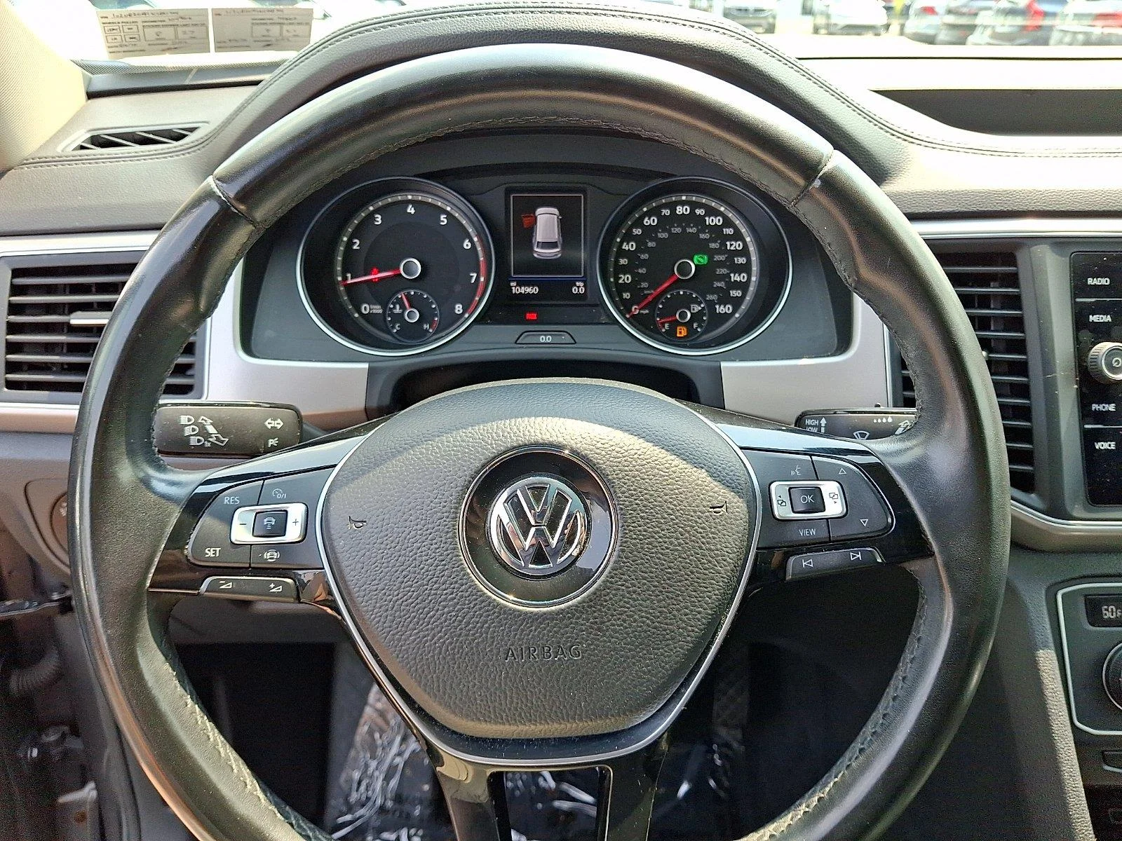 Used 2019 Platinum Gray Metallic Volkswagen 3.6L V6 SE w/Technology image 22
