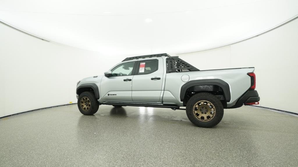 New 2026 Celestial Silver Metallic Toyota Trailhunter image 8