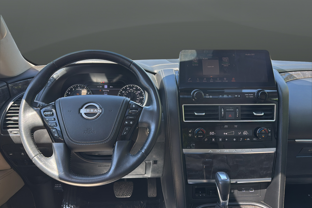 Used 2022 Super Black Nissan Platinum image 10