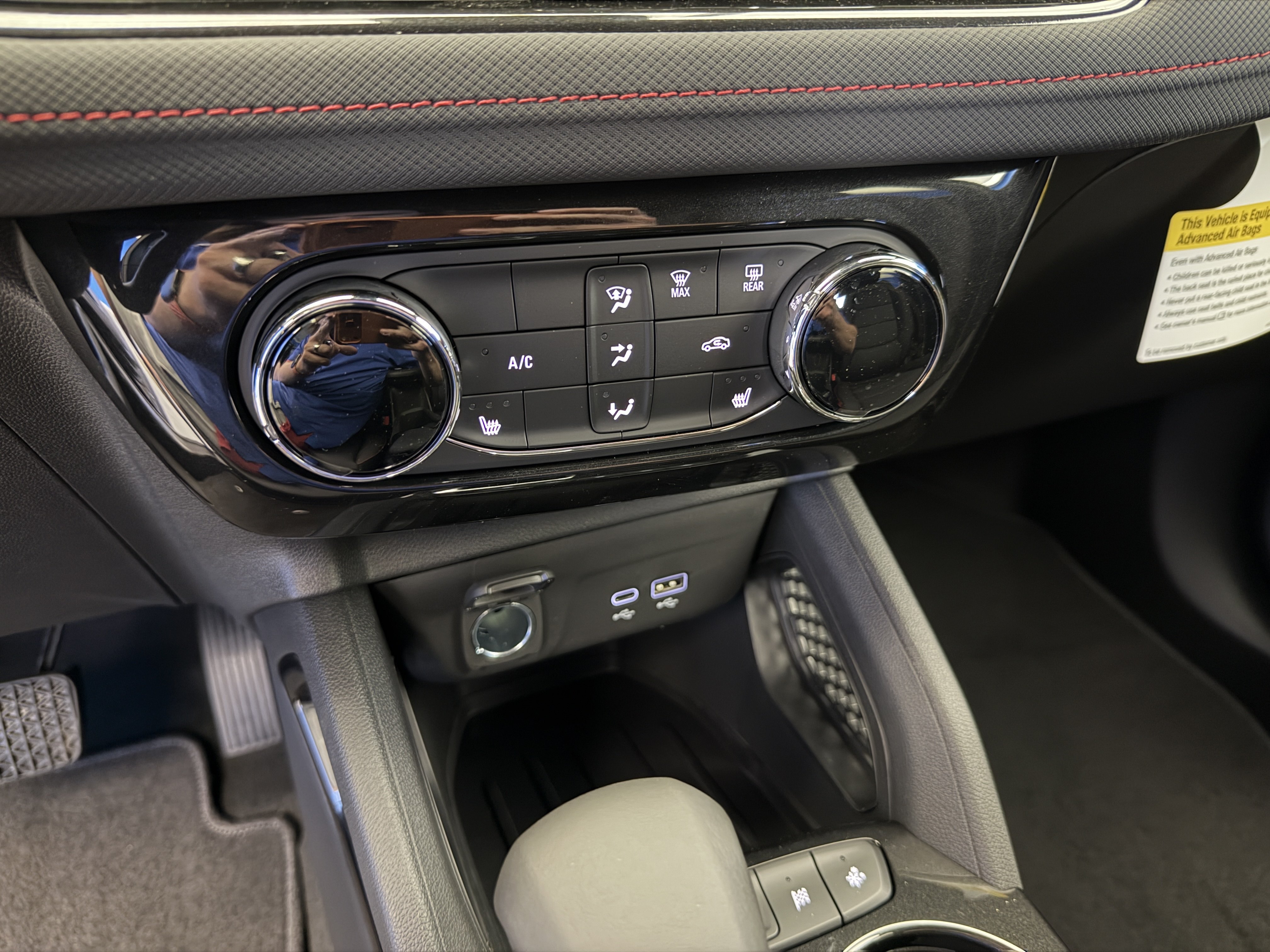 New 2026 Mosaic Black Metallic Chevrolet RS image 21