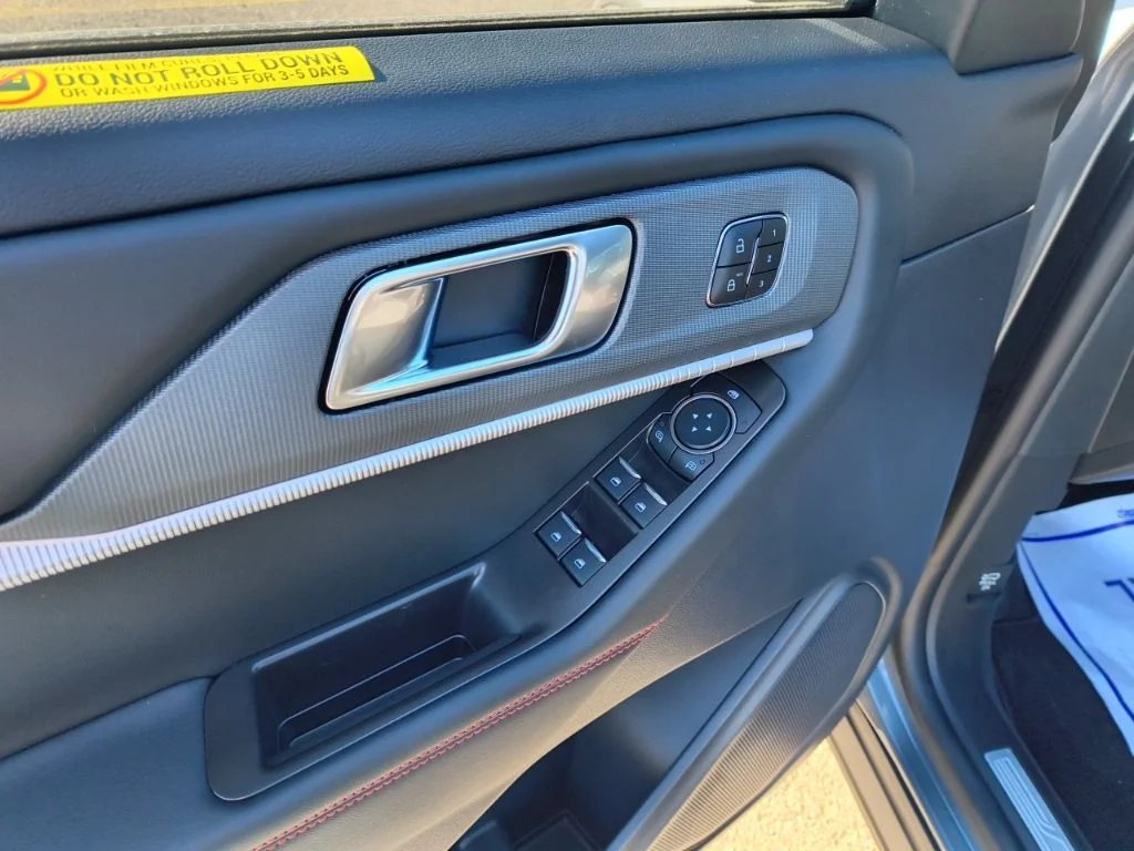 New 2026 Carbonized Gray Metallic Ford ST-Line image 16