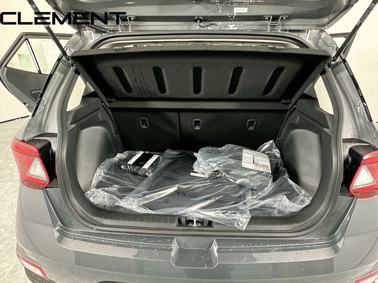 2026 Hyundai Venue SEL - Photo 11