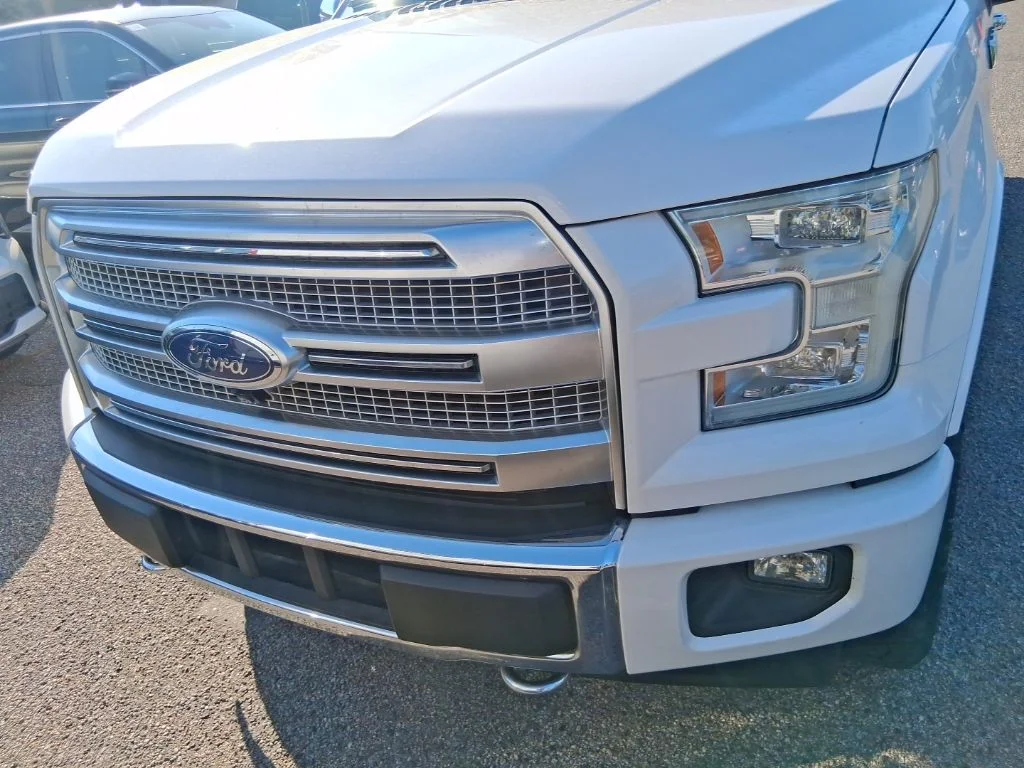 Used 2017 White Ford Platinum image 14