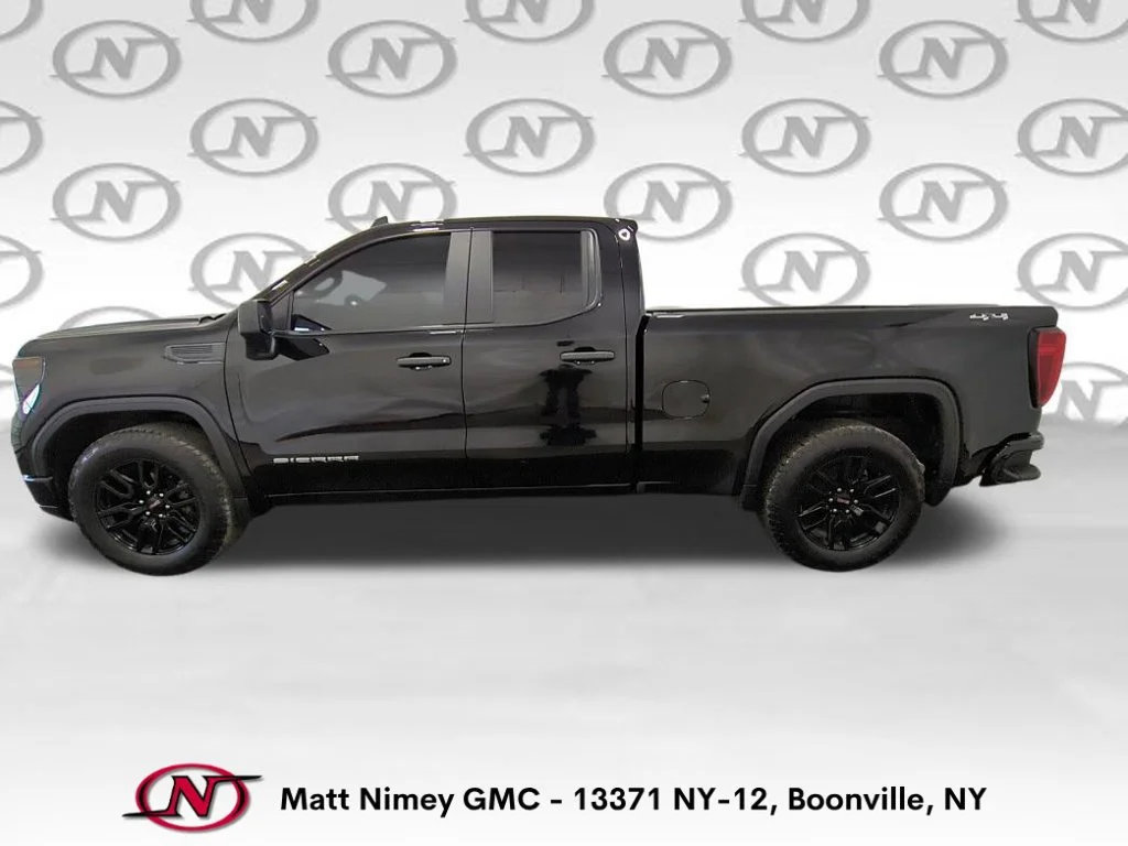 Used 2023 ONYX BLACK GMC Pro image 5