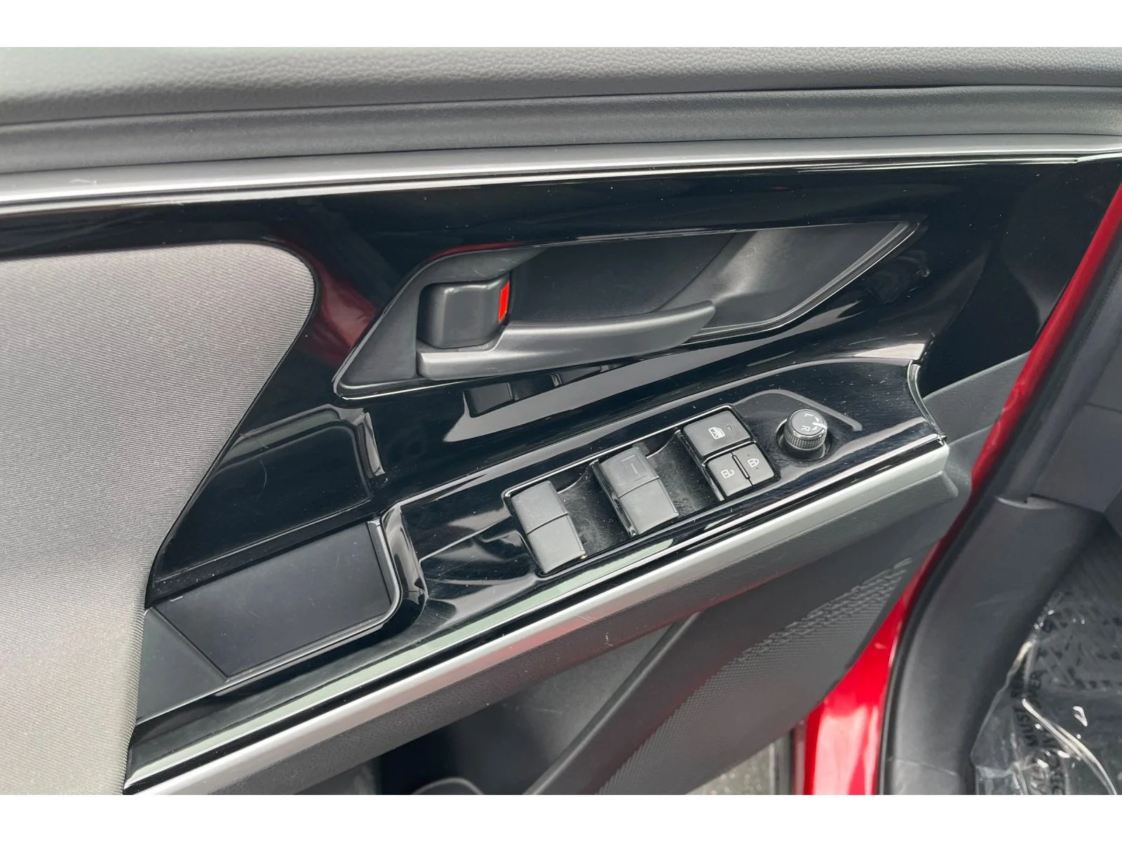 Used 2023 Elemental Red Pearl Subaru Premium image 11
