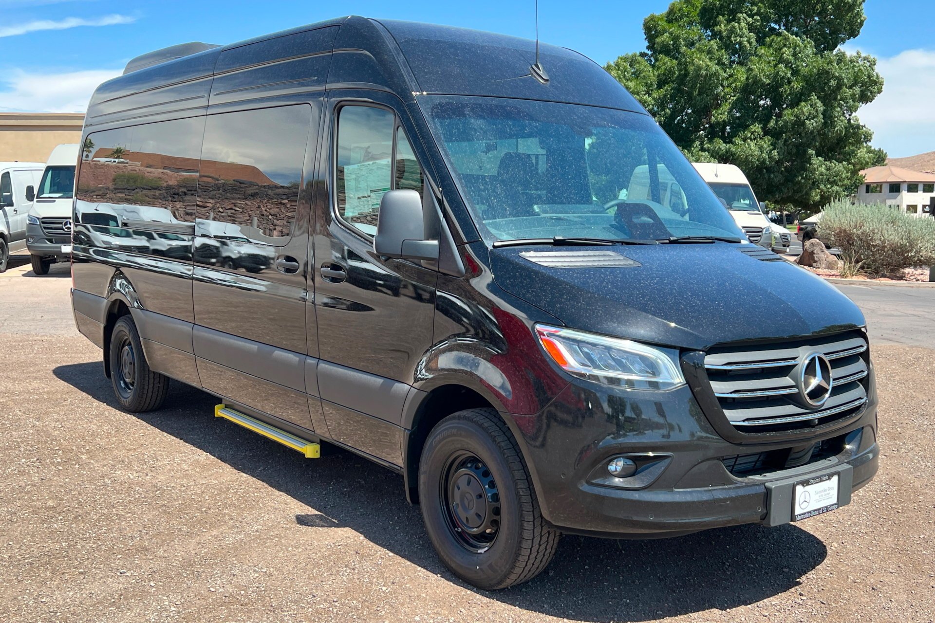 New 2026 Obsidian Black Metallic Mercedes-Benz  image 33