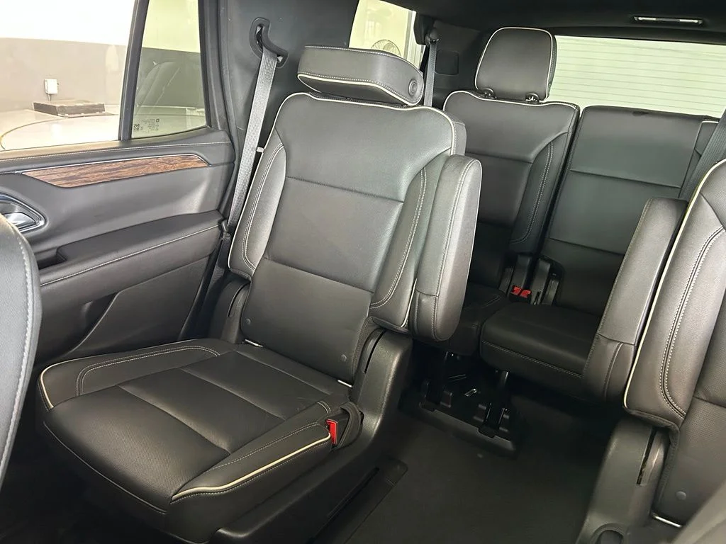 Used 2022 Summit White Chevrolet Premier image 12