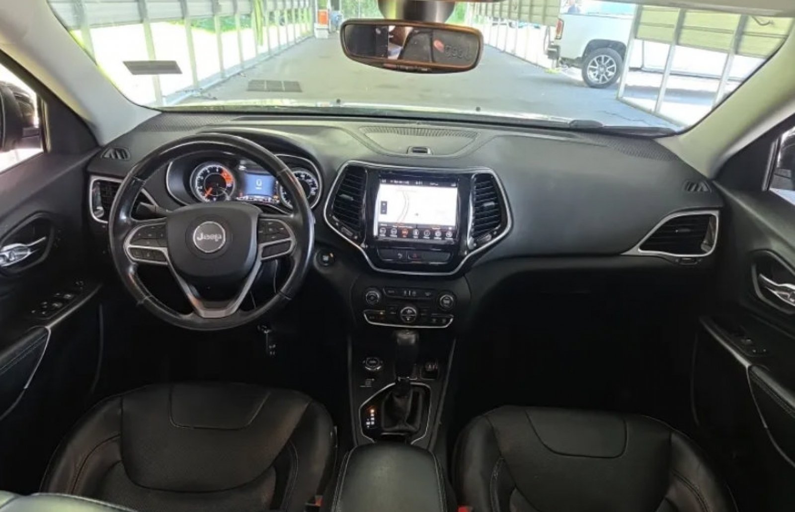 Used 2020 Diamond Black Crystal Pearlcoat Jeep Limited image 6
