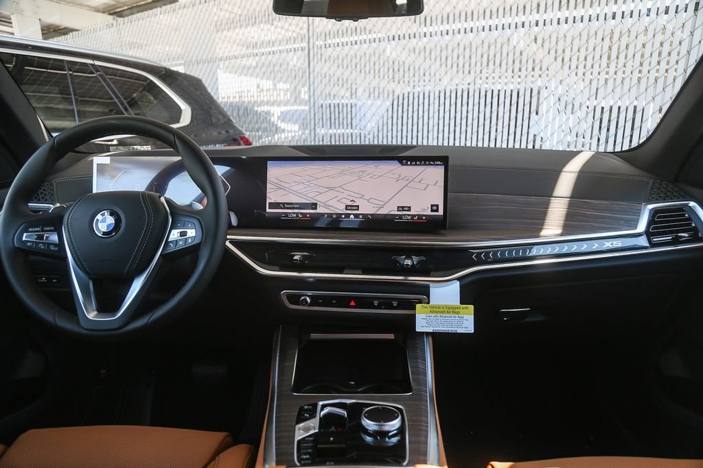 New 2026 Black Sapphire Metallic BMW xDrive40i image 9