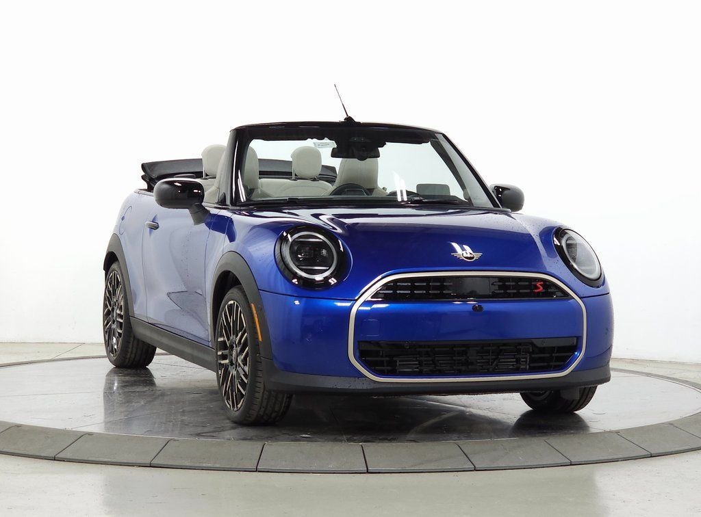 2026 MINI Convertible Cooper S's photo