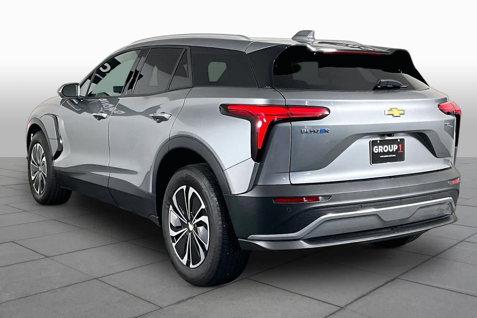 2024 Chevrolet Blazer EV LT - Photo 10