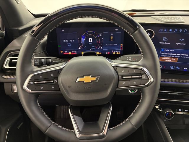Certified Used 2025 Mosaic Black Metallic Chevrolet High Country image 22
