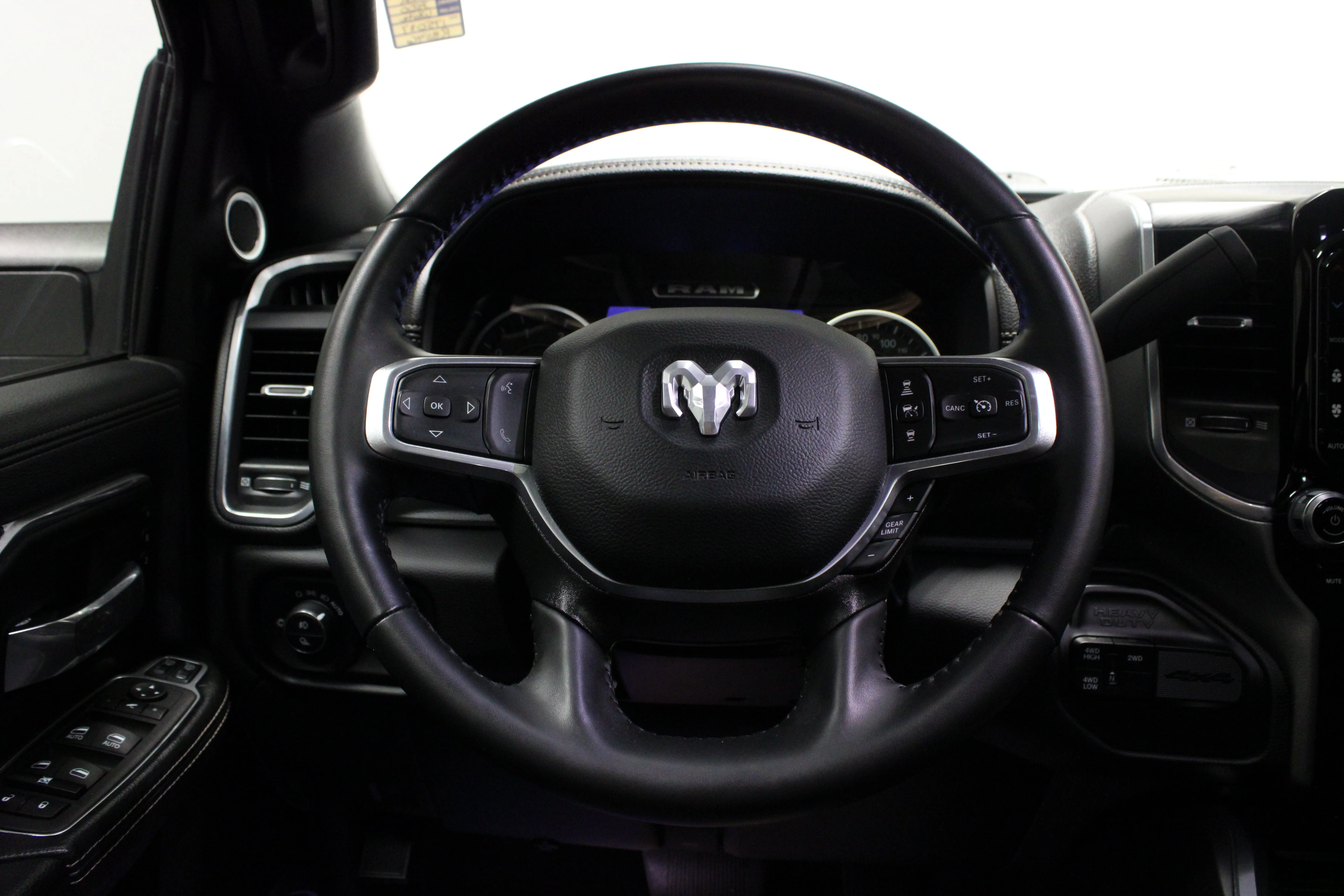 Used 2024 Pearl White Ram Laramie image 25