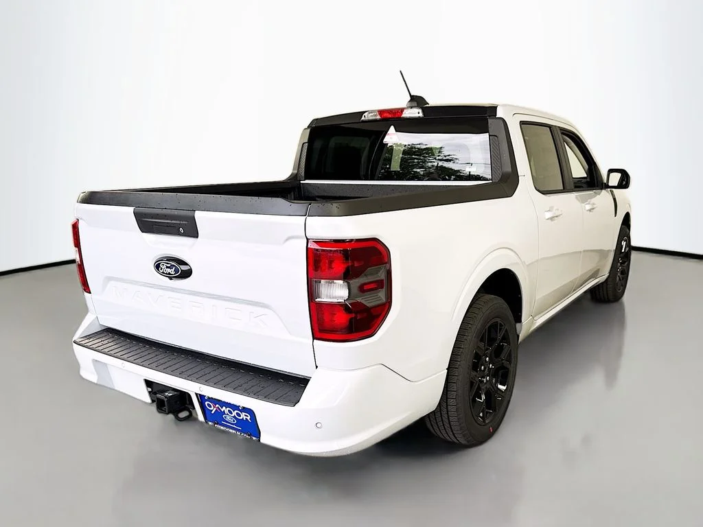 New 2026 Space White Metallic Ford Maverick Lobo™ image 7