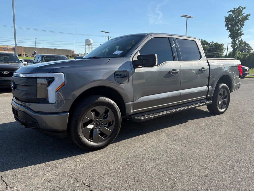 Used 2024 Carbonized Gray Metallic Ford Flash image 4