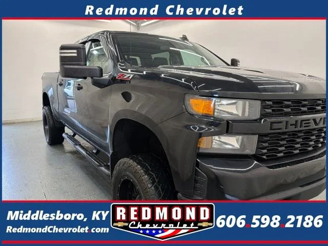 2021 Chevrolet Silverado 1500 Custom Trail Boss 4WD Crew Standard Box's photo