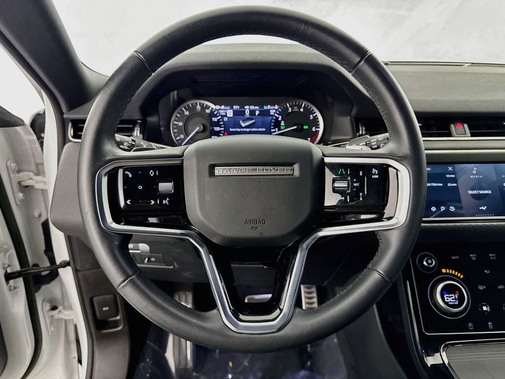 Used 2023 White Land Rover R-Dynamic S image 11