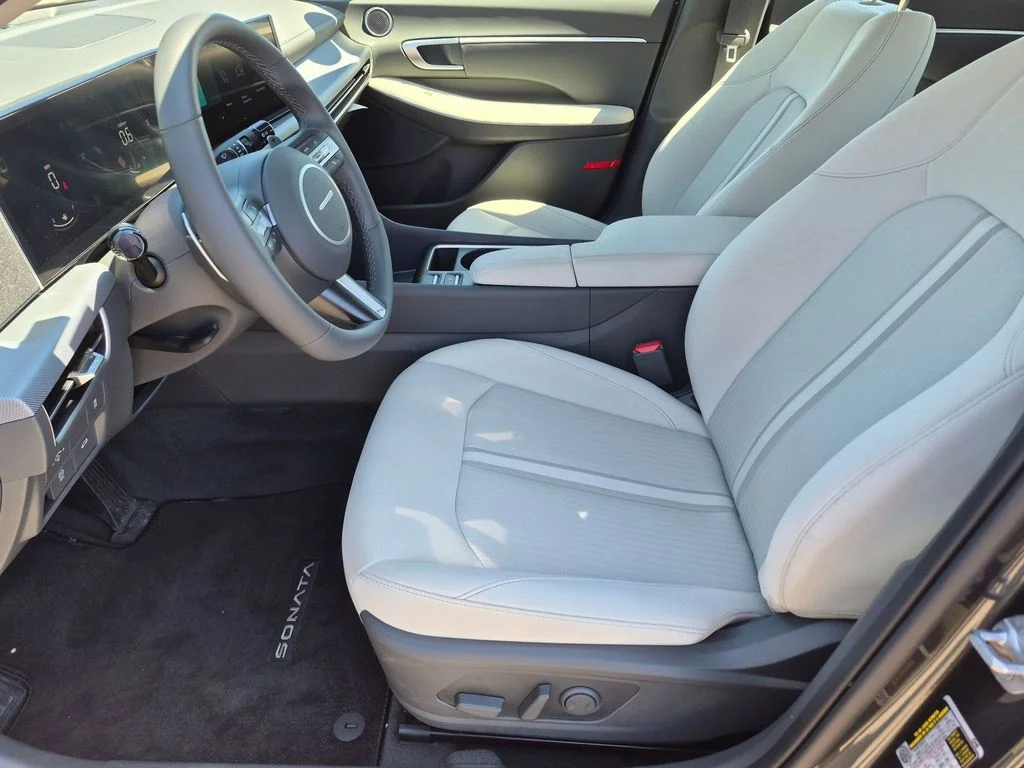 Certified Used 2026 Gray Hyundai SEL Sport image 10