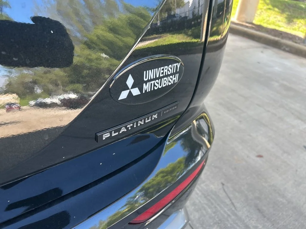 2025 Mitsubishi Outlander SEL Platinum Edition - Photo 21