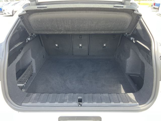 Used 2025 White BMW xDrive28i image 12
