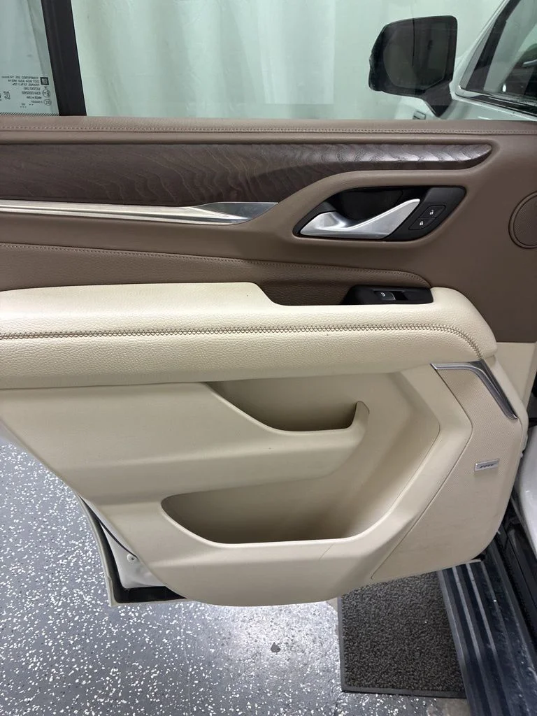 Used 2022 White GMC Denali image 27