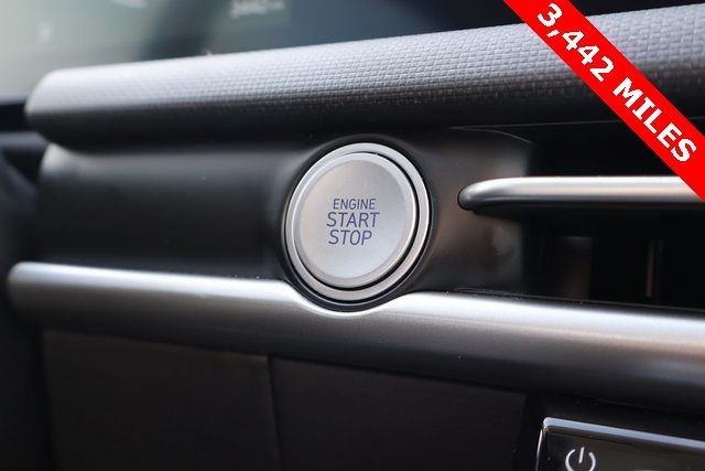 Used 2025 Hampton Gray Hyundai SEL Convenience image 28