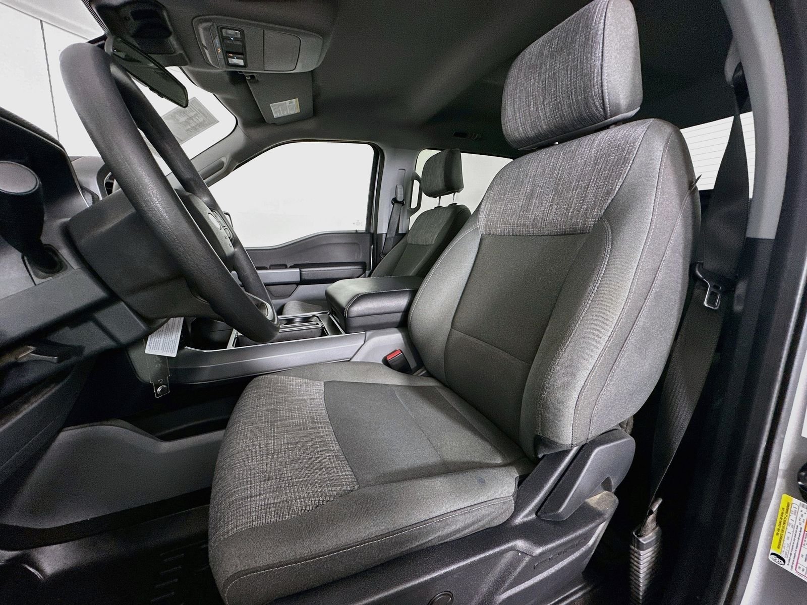 Used 2022 Silver Ford XLT image 21