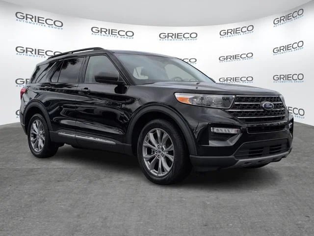 2022 Ford Explorer XLT RWD's photo