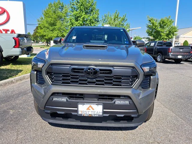 2026 Toyota Tacoma TRD Sport - Photo 3