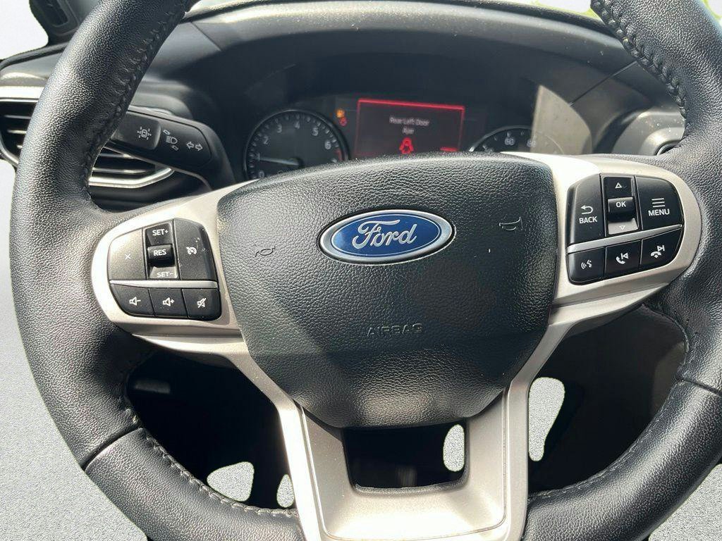 Used 2023 Gray Ford XLT image 20
