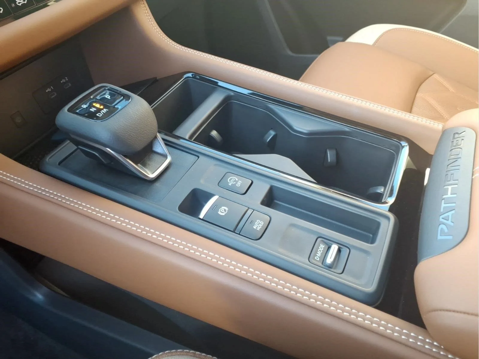 New 2026 Everest White Pearl TriCoat Nissan Platinum image 16