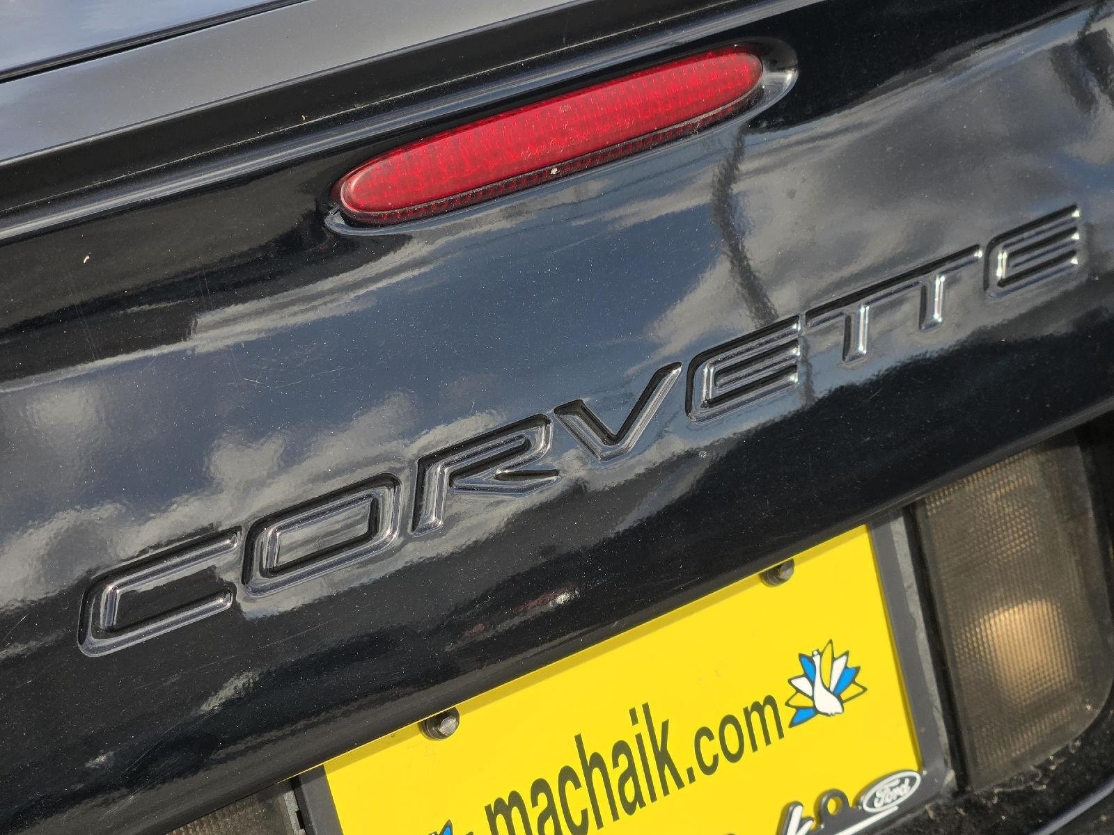 Used 2004 Black Chevrolet  image 12