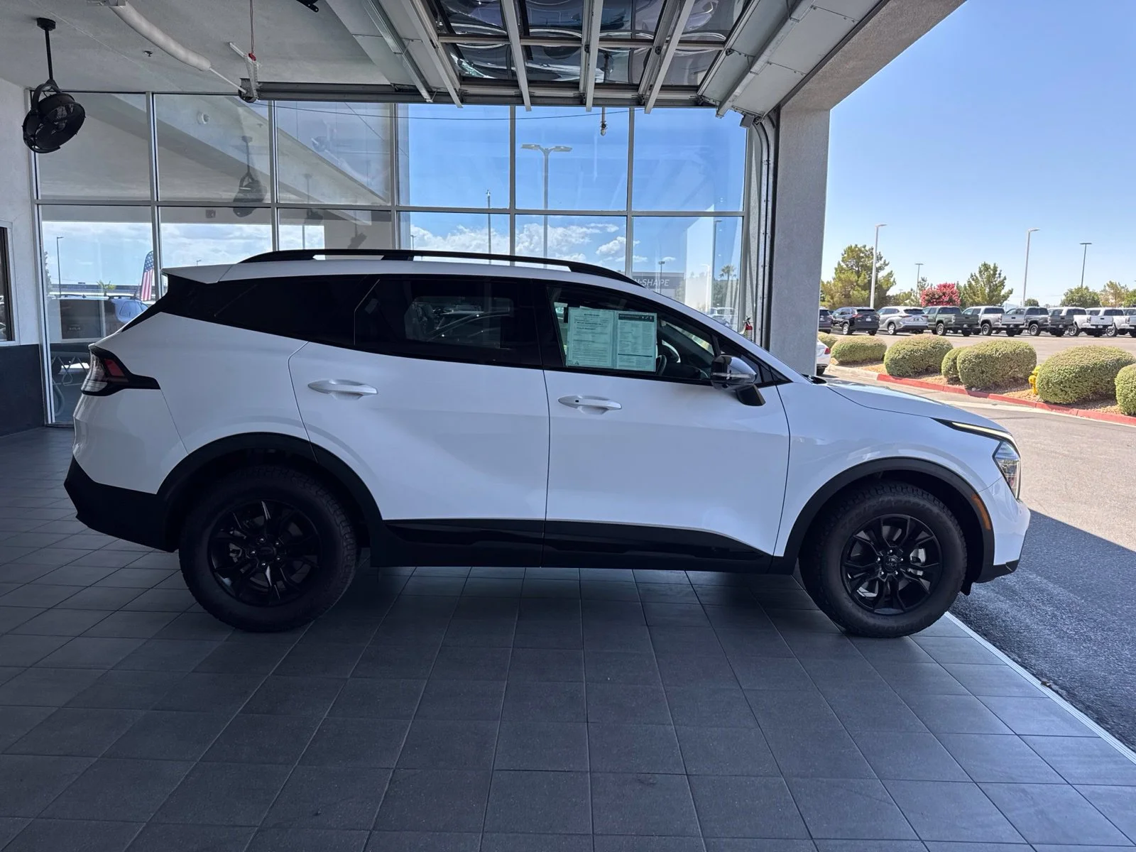 Used 2025 Glacial White Pearl Kia X-Pro Prestige image 4