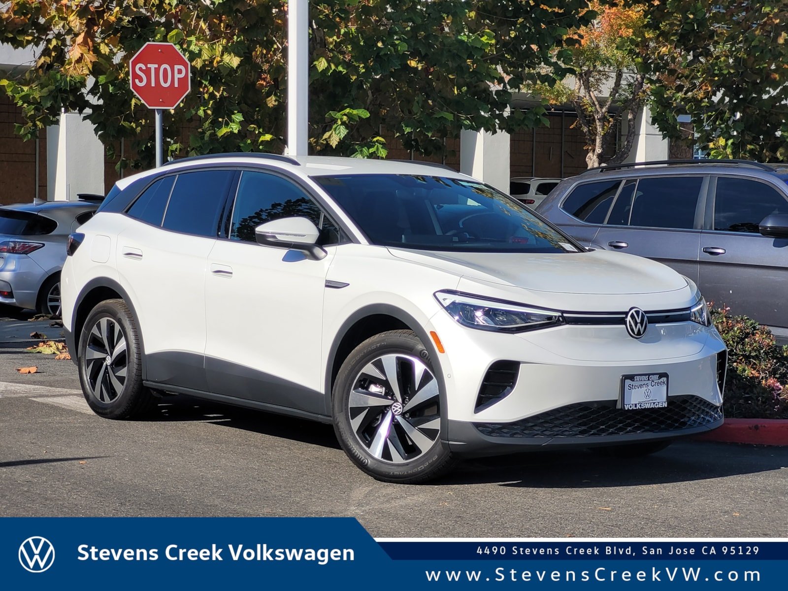 2025 Volkswagen ID.4 PRO's photo