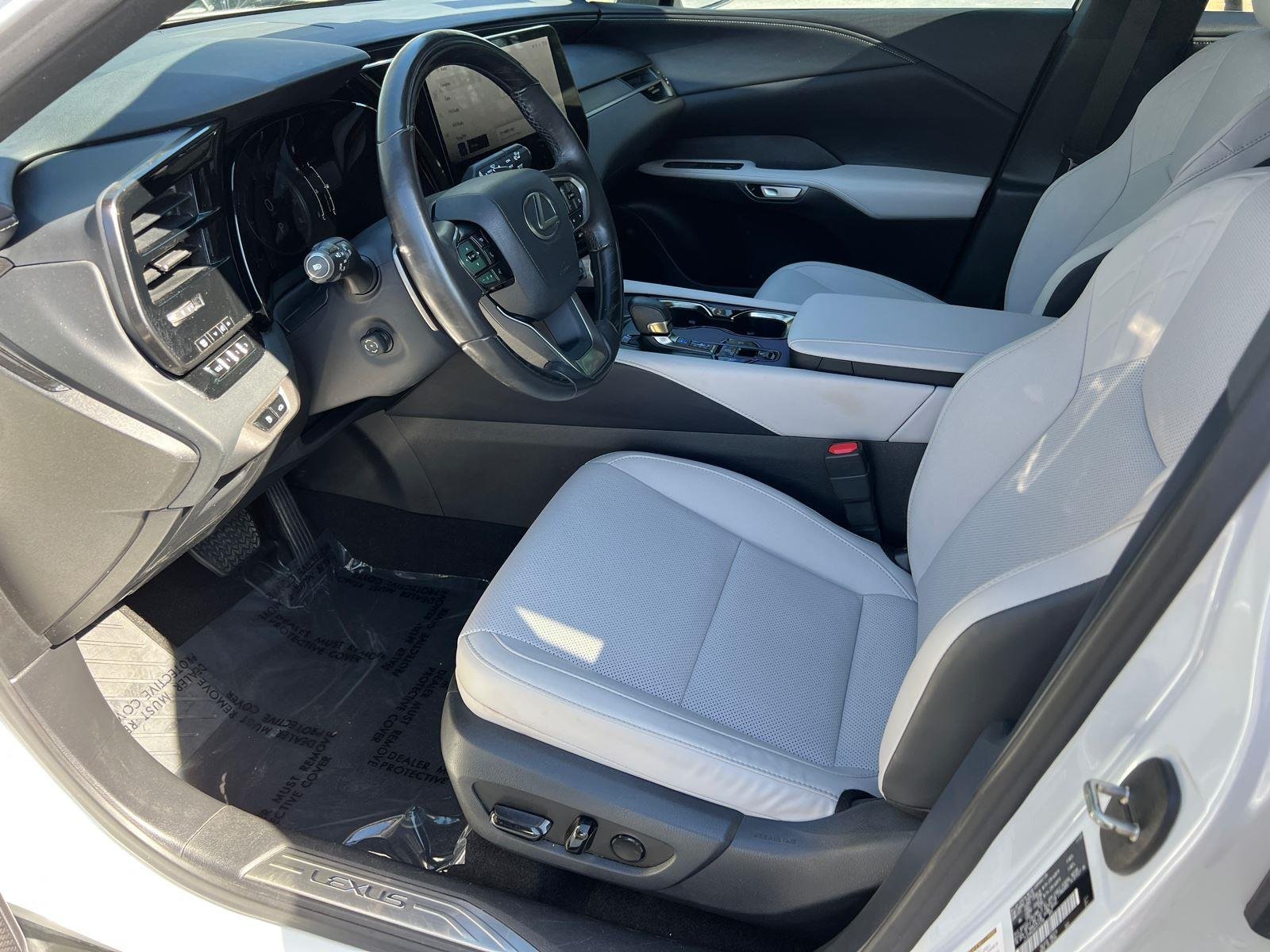 2024 Lexus RX 350 - Photo 10