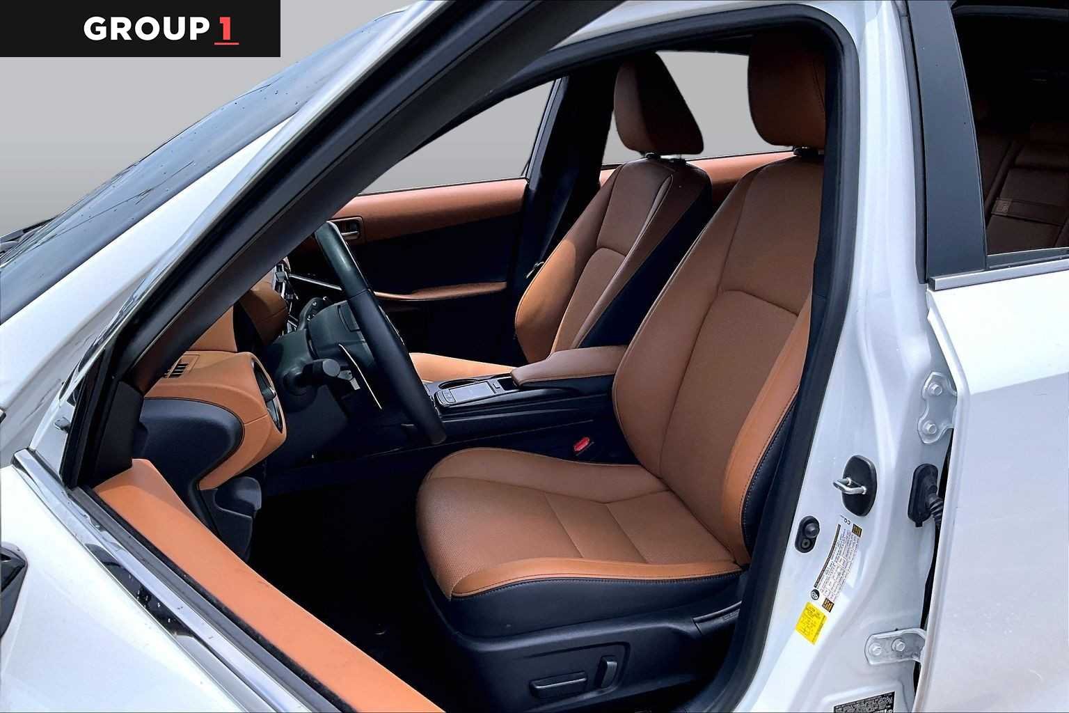 Used 2025 Ultra White Lexus F SPORT Design image 7